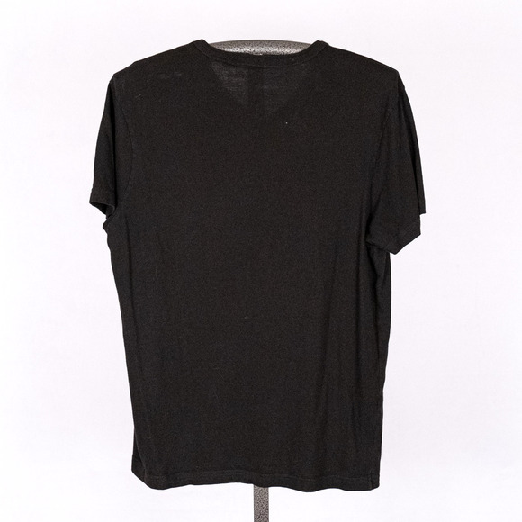 Guess USA 100% Cotton Triangle Logo Spellout V-Neck T-shirt LARGE Black Splatter - Picture 3 of 4